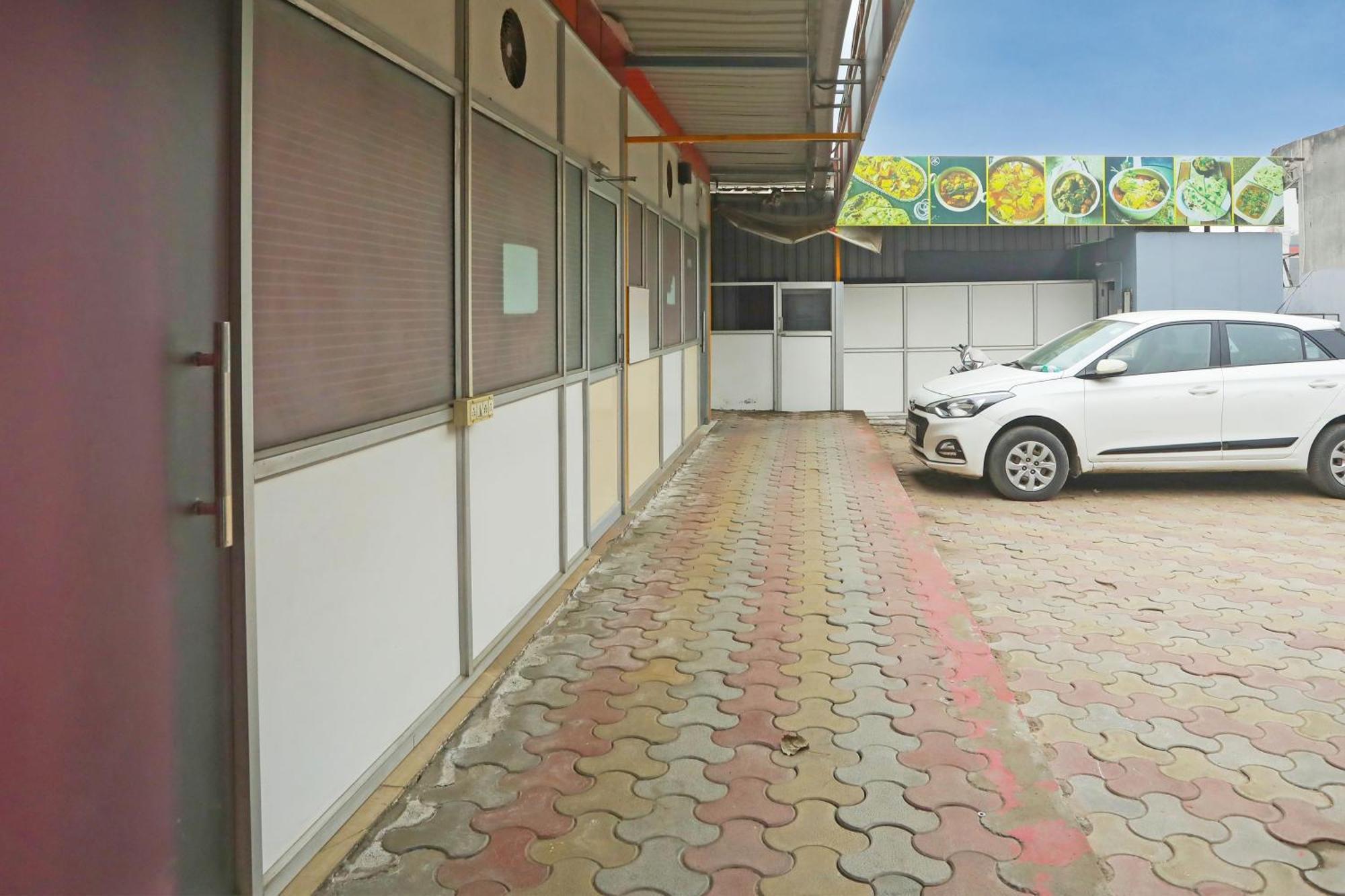 Collection O Harsh Hotel & Restaurant Bhiwadi Luaran gambar