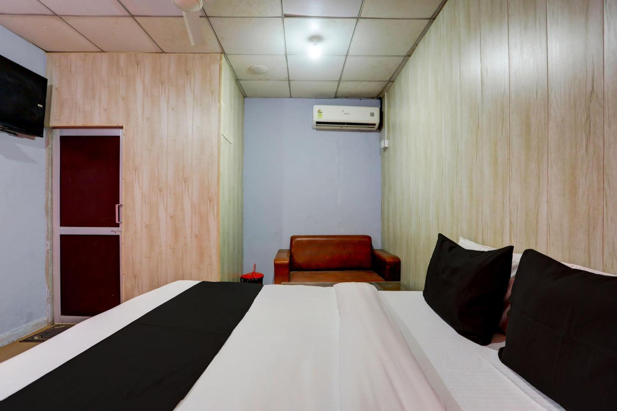Collection O Harsh Hotel & Restaurant Bhiwadi Luaran gambar