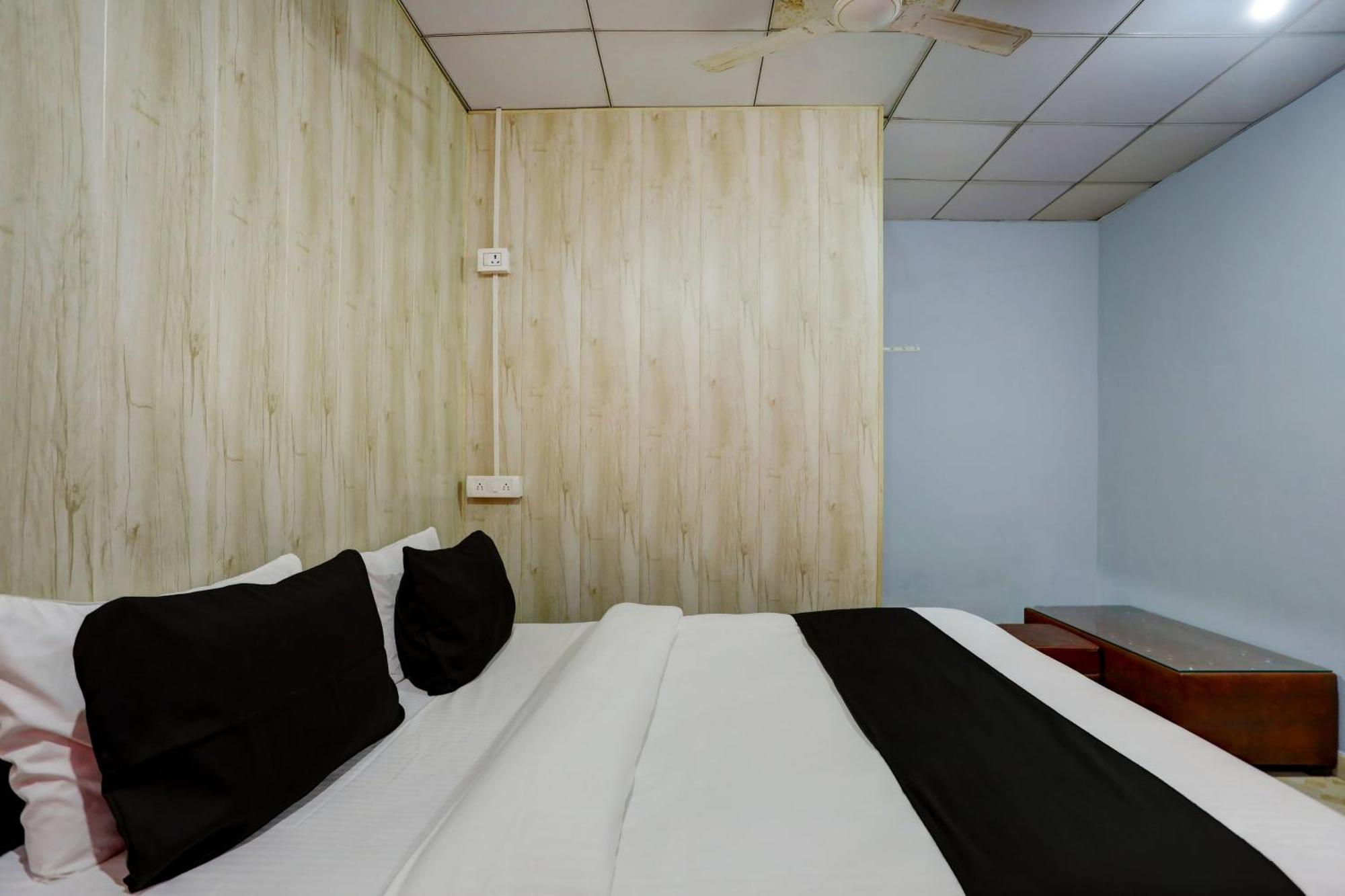 Collection O Harsh Hotel & Restaurant Bhiwadi Luaran gambar
