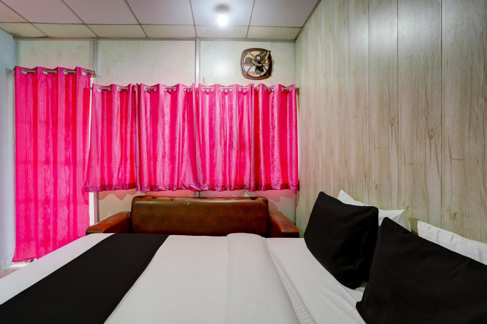 Collection O Harsh Hotel & Restaurant Bhiwadi Luaran gambar